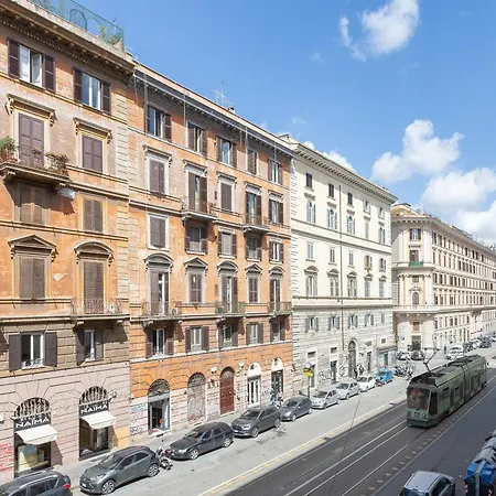 Pietroburgo By In Apartament
